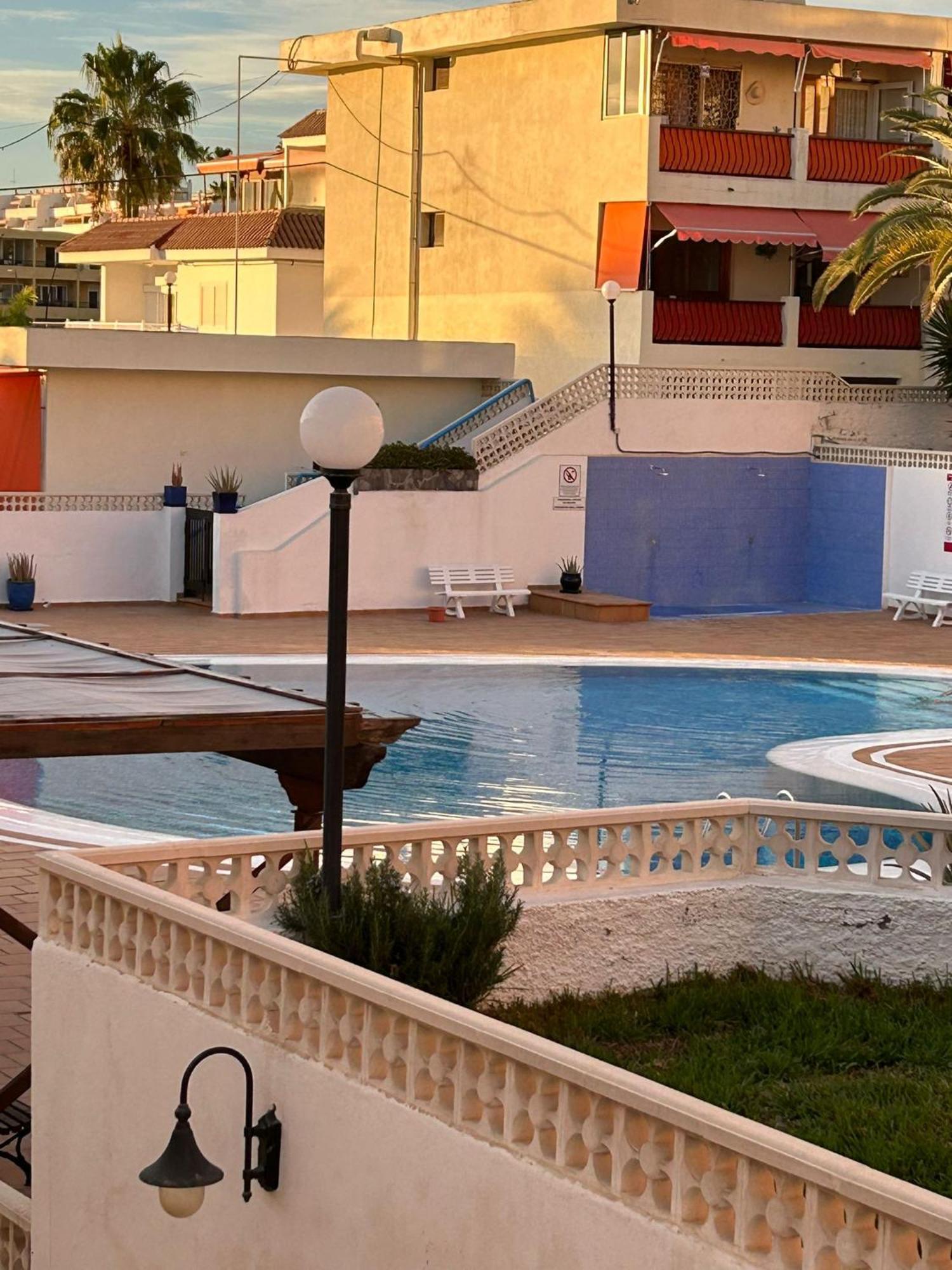 Prime Beachfront Location, Free Parking, Steps To The Sand Los Cristianos  Dış mekan fotoğraf